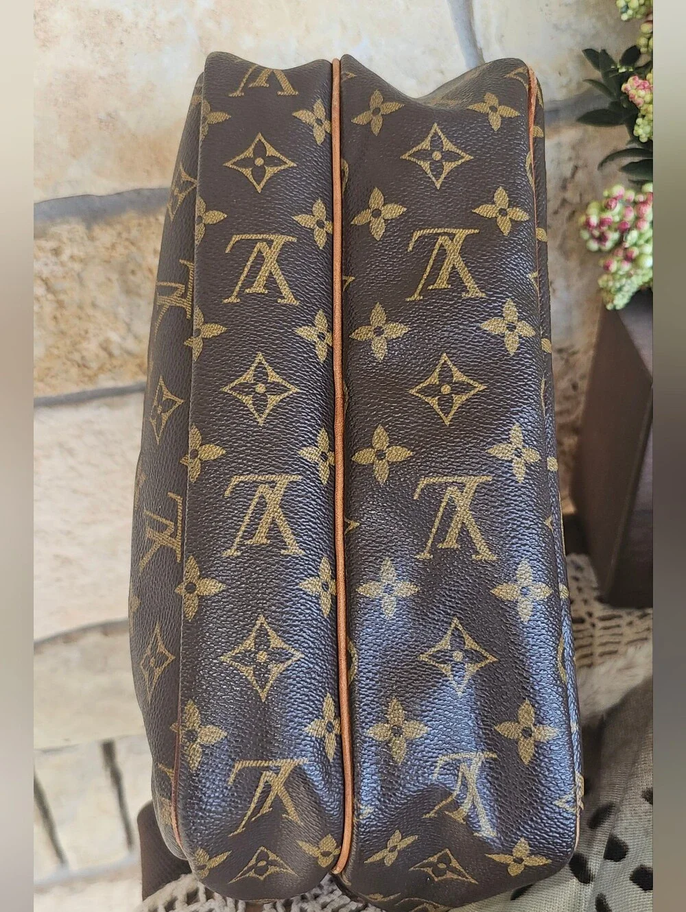 Louis Vuitton Monogram Reporter PM With COA